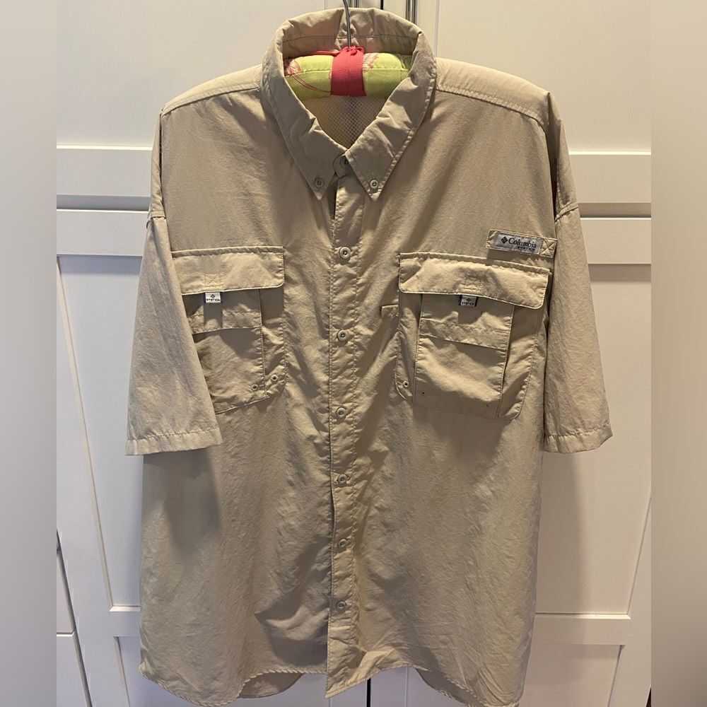 Columbia Mens Button Down Shirt 2XL PFG Fishing Vented Caped Nylon Short Sleeve